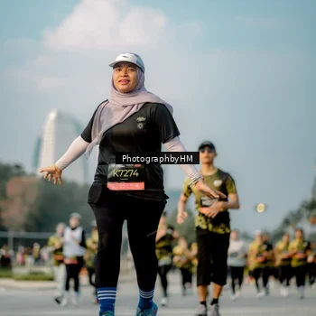 Runner Photo 6711161