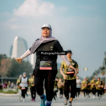 Runner Photo 6711162