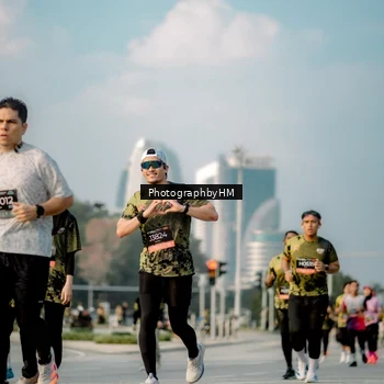 Runner Photo 6711172
