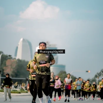 Runner Photo 6711184