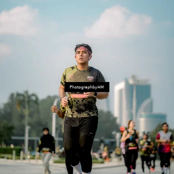 Runner Photo 6711200