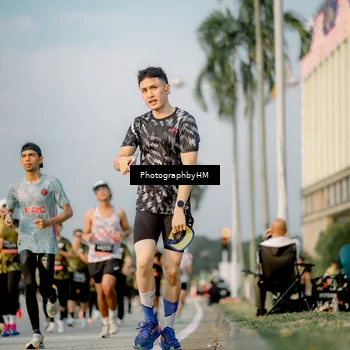 Runner Photo 6711211