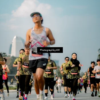 Runner Photo 6711220