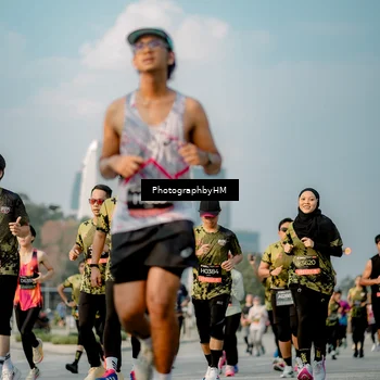 Runner Photo 6711224