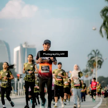 Runner Photo 6711250