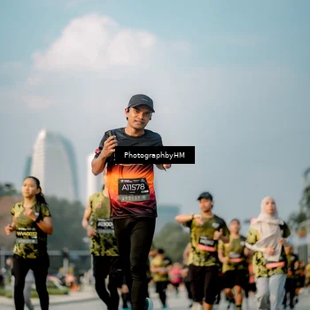 Runner Photo 6711255