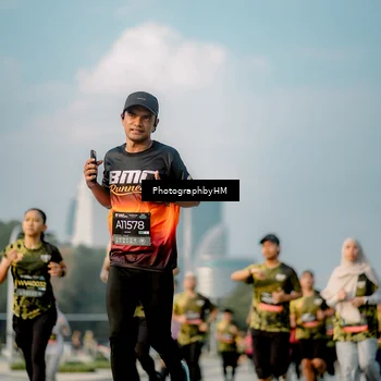 Runner Photo 6711258