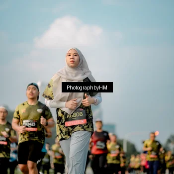 Runner Photo 6711270