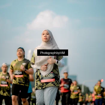 Runner Photo 6711274
