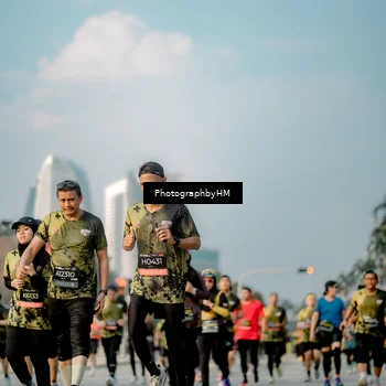 Runner Photo 6711301