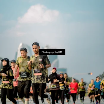 Runner Photo 6711307