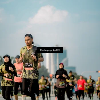 Runner Photo 6711308