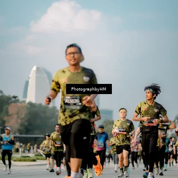 Runner Photo 6711323