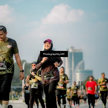 Runner Photo 6711331