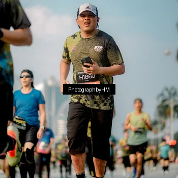 Runner Photo 6711345