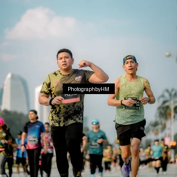 Runner Photo 6711351