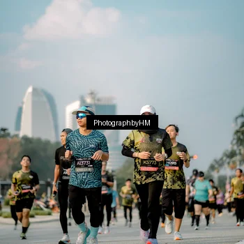 Runner Photo 6711357