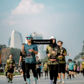 Runner Photo 6711361