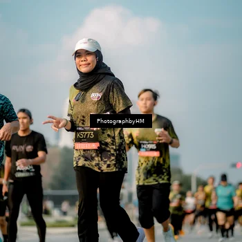 Runner Photo 6711365
