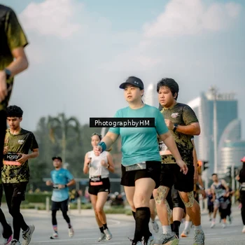 Runner Photo 6711375