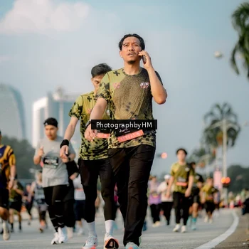 Runner Photo 6711380