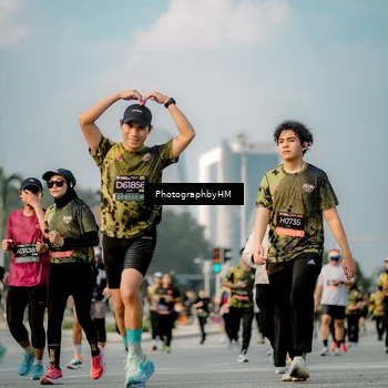 Runner Photo 6711397