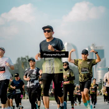 Runner Photo 6711399