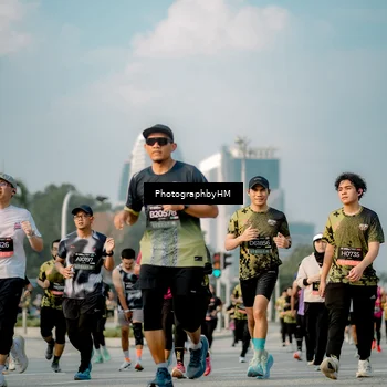 Runner Photo 6711402