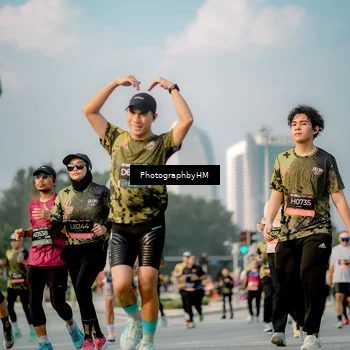 Runner Photo 6711405
