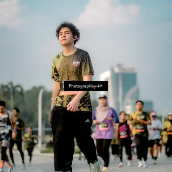 Runner Photo 6711411