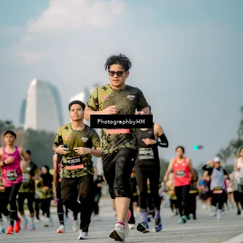 Runner Photo 6711415