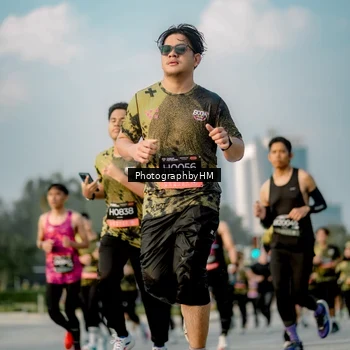 Runner Photo 6711425