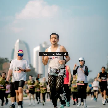 Runner Photo 6711427