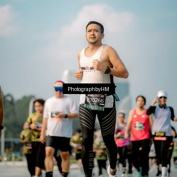 Runner Photo 6711434