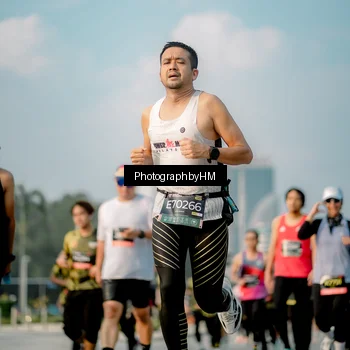 Runner Photo 6711440