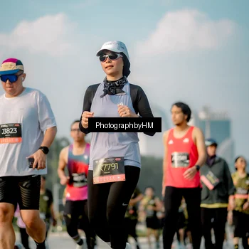 Runner Photo 6711441
