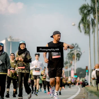 Runner Photo 6711446