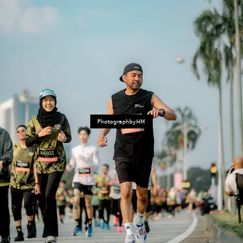 Runner Photo 6711447