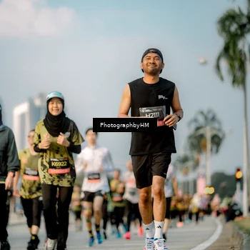 Runner Photo 6711449