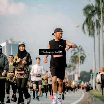 Runner Photo 6711451