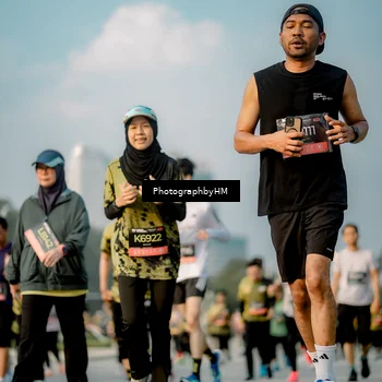 Runner Photo 6711459