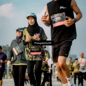 Runner Photo 6711463