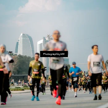 Runner Photo 6711469