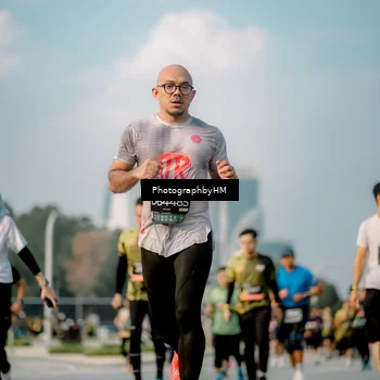 Runner Photo 6711470