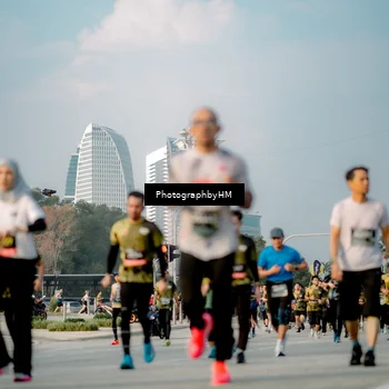 Runner Photo 6711471