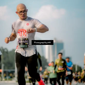 Runner Photo 6711472