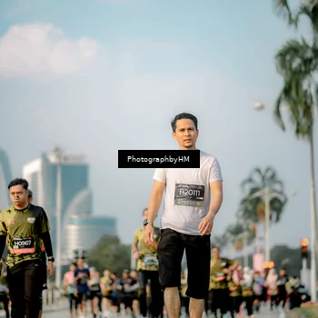 Runner Photo 6711475