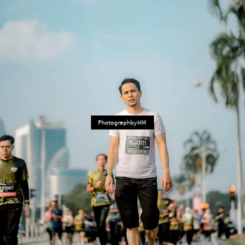 Runner Photo 6711478