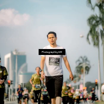 Runner Photo 6711480
