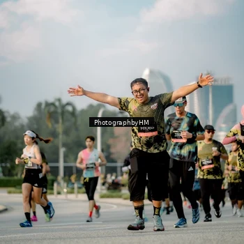 Runner Photo 6711493